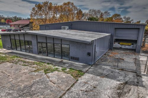 207 N Broadway St, Berea, KY, 40403-1566 | Card Image