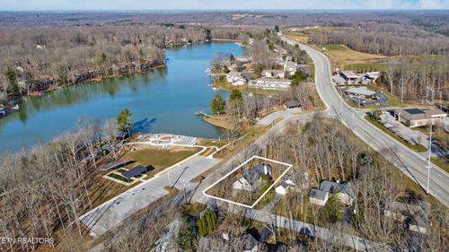 112 Gilford Terrace Terrace, Crossville, TN, 38558 | Card Image