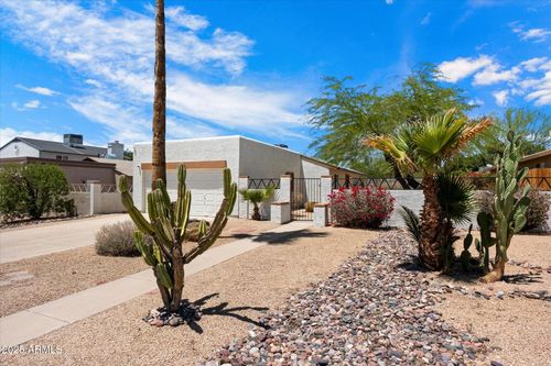 1510 E Wescott Dr, Phoenix, AZ, 85024-2366 | Card Image