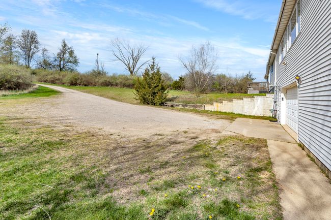 17430 Us Highway 12, House other with 2 bedrooms, 3 bathrooms and null parking in Cement City MI | Image 51