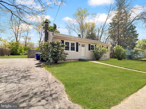 213 Scammell Dr, BROWNS MILLS, NJ, 08015-3712 | Card Image