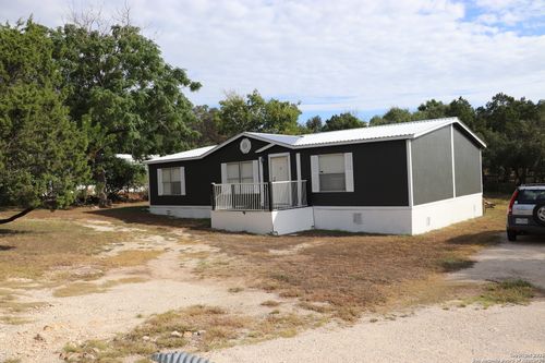 321 Deer Valley St, Canyon Lake, TX, 78133-4207 | Card Image