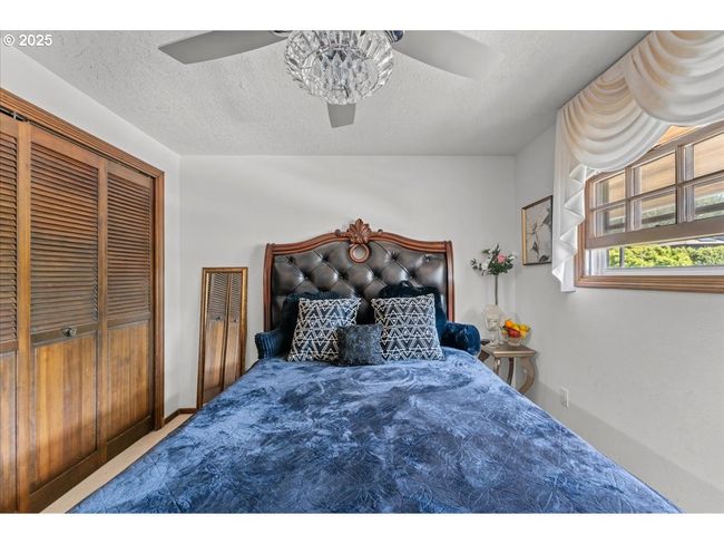 1845 Sw 18 Th Ct, House other with 4 bedrooms, 3 bathrooms and 2 parking in Gresham OR | Image 25