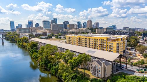 962 1st Ave N, Nashville, TN, 37201-1053 | Card Image