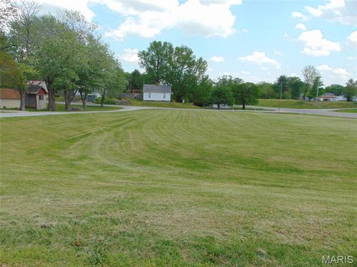 201 E Knauer St, Ava, IL, 62907-1019 | Card Image