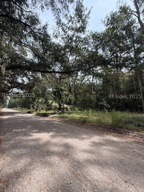 112 School Rd, Daufuskie Island, SC, 29915-9254 | Card Image
