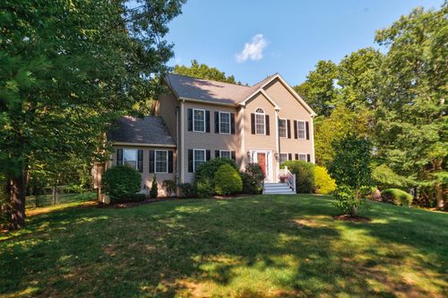 7 Rellas Rdg, Kingston, NH, 03848-3666 | Card Image