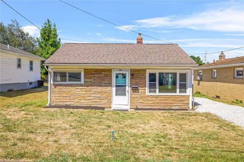 363 Lockwood Street, Akron, OH, 44301 | Card Image