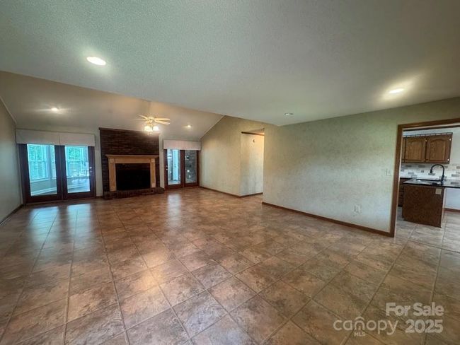 Large open dining/great room | Image 5