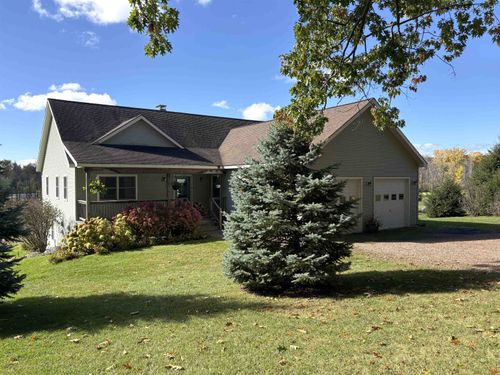 9 Old Farm Rd, South Hero, VT, 05486-8600 | Card Image