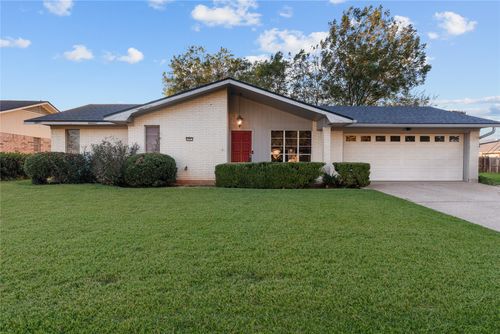 504 Yale Pl, Bossier City, LA, 71111-4818 | Card Image