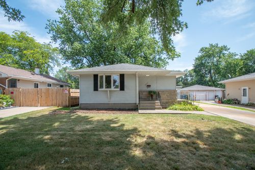 8951 O Day Dr, Highland, IN, 46322-2144 | Card Image