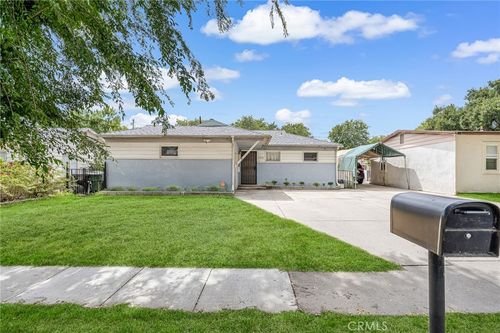 2276 Cedar St, San Bernardino, CA, 92404-4102 | Card Image
