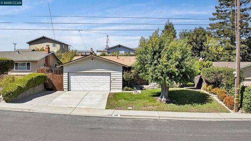 1200 Bay View Farm Rd, Pinole, CA, 94564-1916 | Card Image