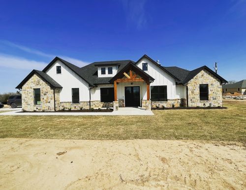 1697 S Hubbard St, Alvord, TX, 76225-7352 | Card Image