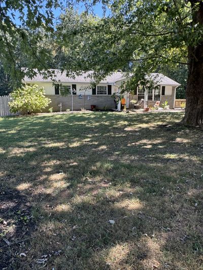 1304 Ellington Dr, House other with 4 bedrooms, 2 bathrooms and 2 parking in Lafayette TN | Image 1