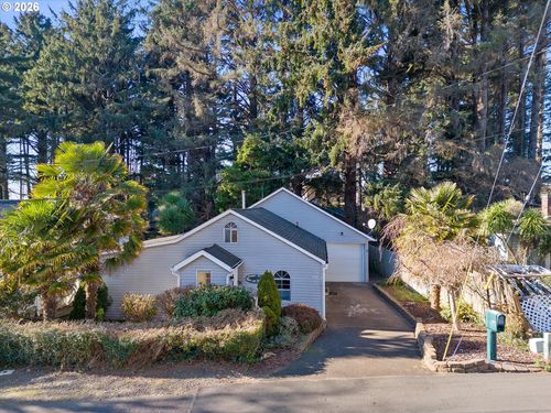 3607 Nw Port Ave, Lincoln City, OR, 97367-4883 | Card Image