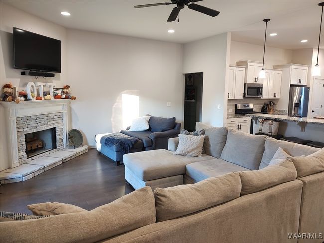 703 Hedgefield Way, House other with 4 bedrooms, 3 bathrooms and null parking in Prattville AL | Image 19