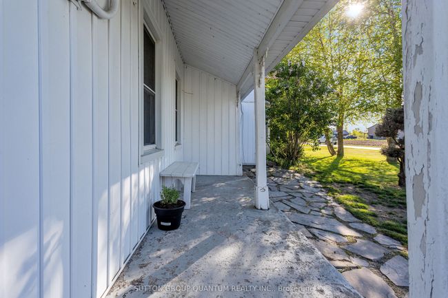 442 First Concession Rd, House other with 5 bedrooms, 2 bathrooms and 9 parking in Port Rowan ON | Image 5