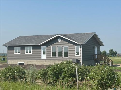 10 Jesse Bay, Mckillop Rm No. 220, SK, S0G4V0 | Card Image