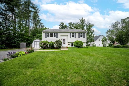 61 Wright Rd, Ayer, MA, 01432-1515 | Card Image