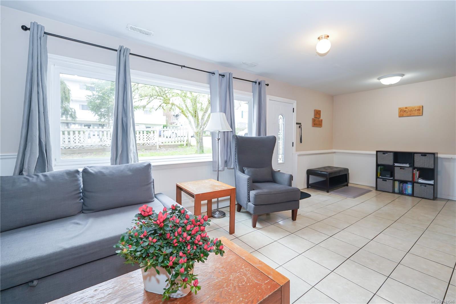 Residential in Duncan 5