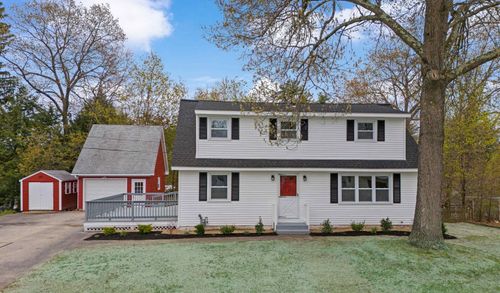 12 Hemlock St, Hudson, NH, 03051-4721 | Card Image