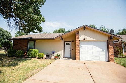 2717 N Park Dr, Stillwater, OK, 74075-2645 | Card Image