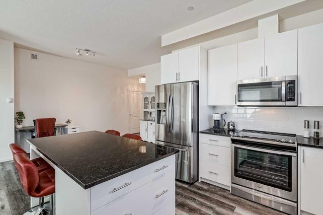 4013 - 15 Sage Meadows Landing Nw, Home with 2 bedrooms, 2 bathrooms and 2 parking in Calgary AB | Image 8