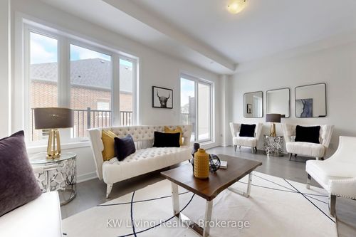 62 York Downs Blvd, Markham, ON, L6C3M6 | Card Image