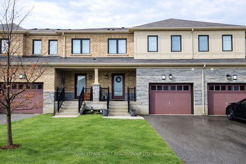 22 Sherway St, Stoney Creek, ON, L8J0J4 | Card Image