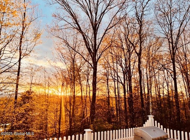 23 Grandview Terrace, House other with 5 bedrooms, 3 bathrooms and 20 parking in Out-of State VT | Image 7
