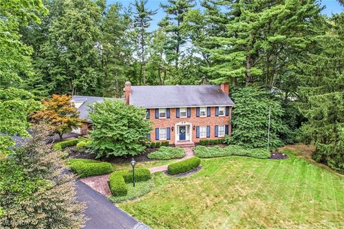 251 Country Club Ln Ne, Warren, OH, 44484-4622 | Card Image