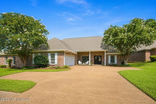728 Danforth Dr, Madison, MS, 39110-6304 | Card Image