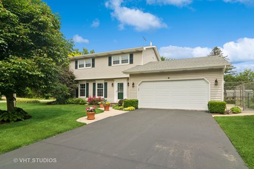 717 Burris Ave, Lake Bluff, IL, 60044-1511 | Card Image