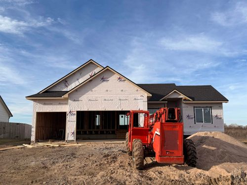 10710 E Bonita St, Wichita, KS, 67207-7604 | Card Image