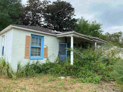 7095 Milton Dr, Milton, FL, 32583-5447 | Card Image