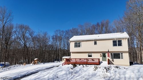 24 Plaza Dr, Newton, NJ, 07860-6601 | Card Image