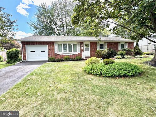 1007 Lilac Ln, LEBANON, PA, 17042-7452 | Card Image