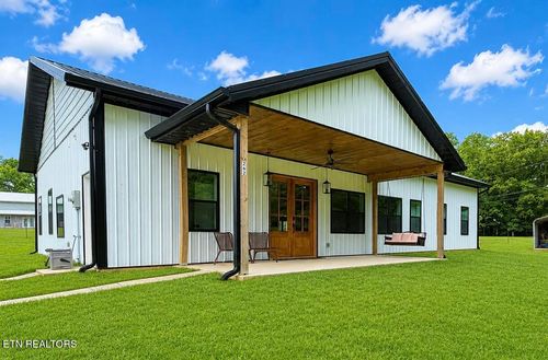 262 Pattie Gap Rd, Philadelphia, TN, 37846-3939 | Card Image