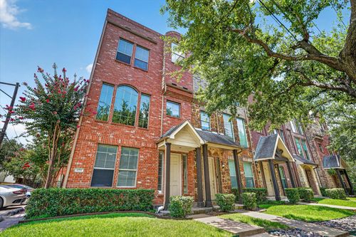 4114 Lafayette St, Dallas, TX, 75204-4427 | Card Image