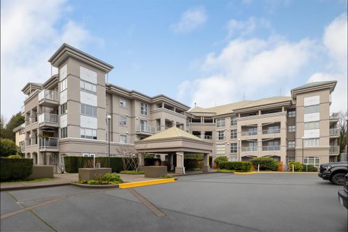 313-10533 University Dr, Surrey, BC, V3T5T7 | Card Image