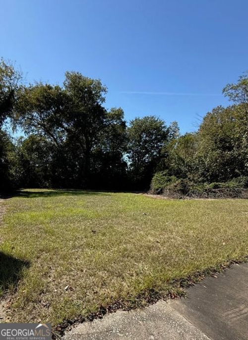 1088 Elm St, Macon, GA, 31201-1868 | Card Image