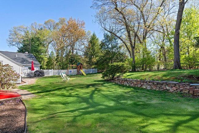 237 Burbank Rd, House other with 3 bedrooms, 2 bathrooms and 4 parking in Longmeadow MA | Image 25