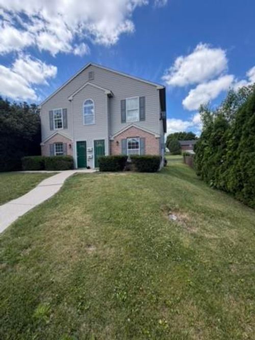 1221 W Whitehall St, Allentown, PA, 18102-1142 | Card Image