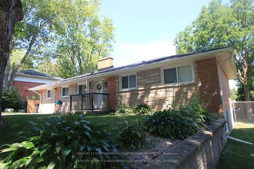 133 Deer Park Cir, London, ON, N6H3B9 | Card Image