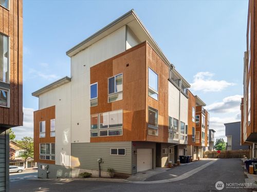 2376 Court G, Tacoma, WA, 98405 | Card Image