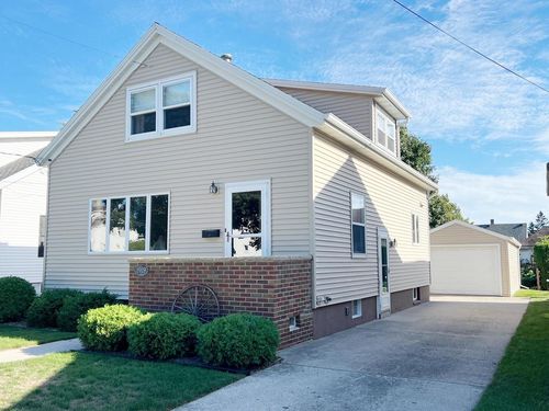 1919 27th Street, Two Rivers, WI, 54241 | Card Image