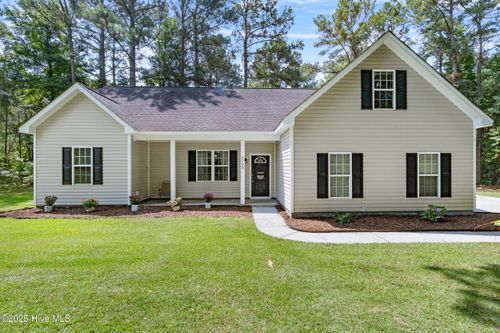 5709 Burgaw Hwy, Maple Hill, NC, 28454-8589 | Card Image