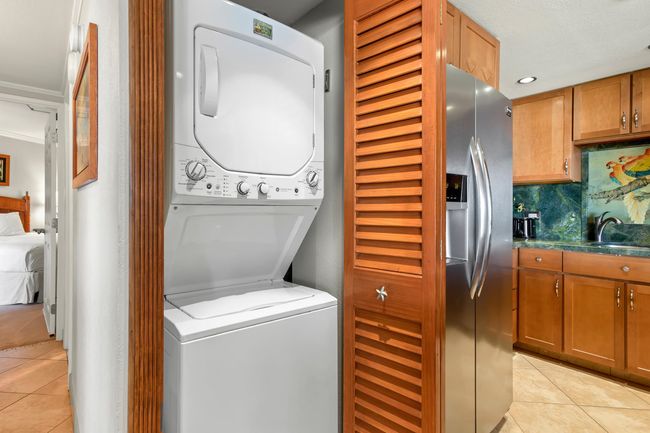 304 - 3445 Lower Honoapiilani Rd, Condo with 2 bedrooms, 2 bathrooms and null parking in Lahaina HI | Image 23